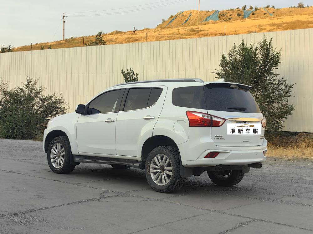 Isuzu mu-X