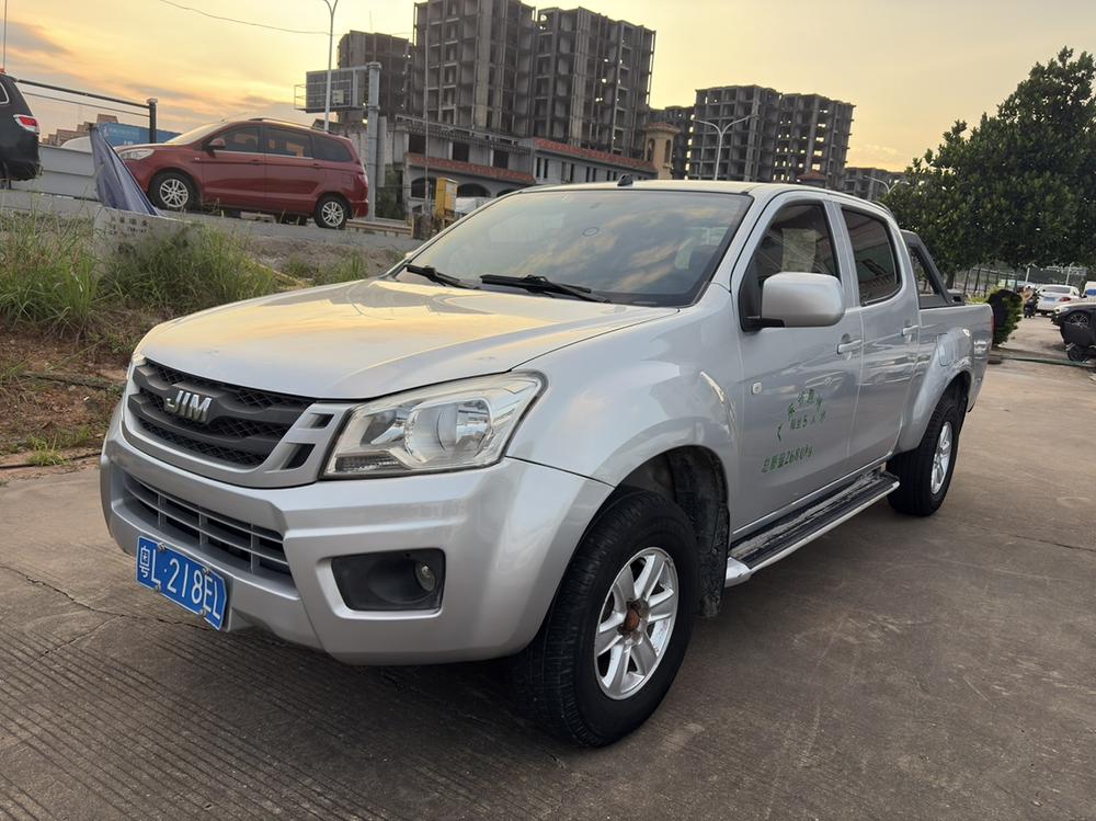 Isuzu RE-MAX Ruimai