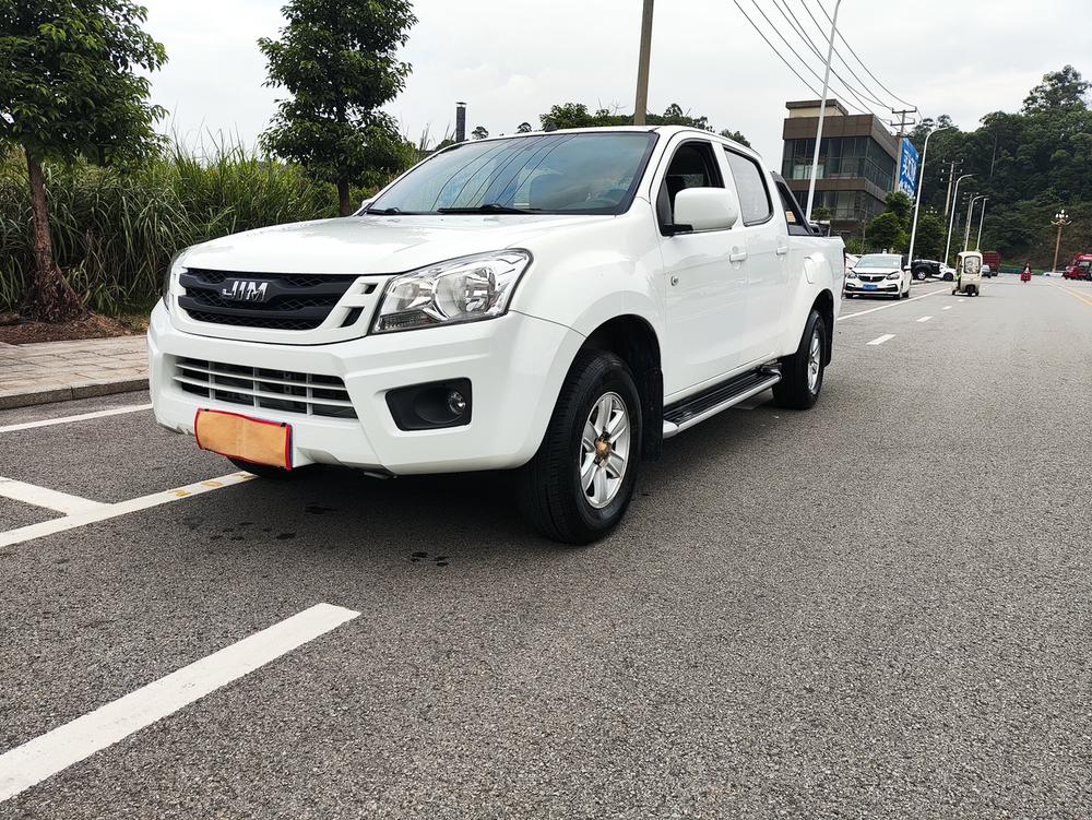 Isuzu RE-MAX Ruimai