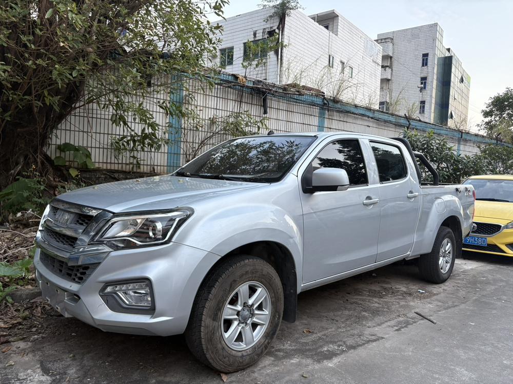 Isuzu RE-MAX Ruimai