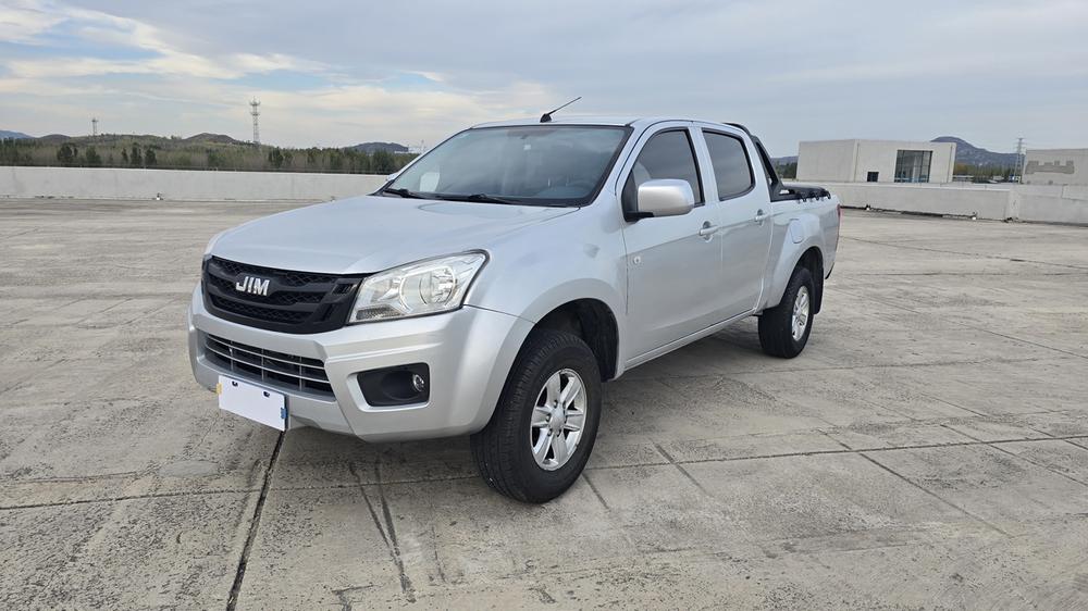 Isuzu RE-MAX Ruimai