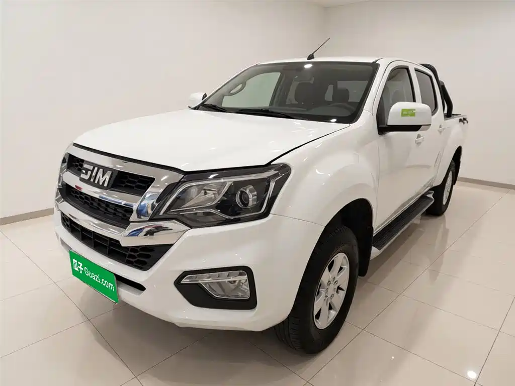 Isuzu RE-MAX Ruimai