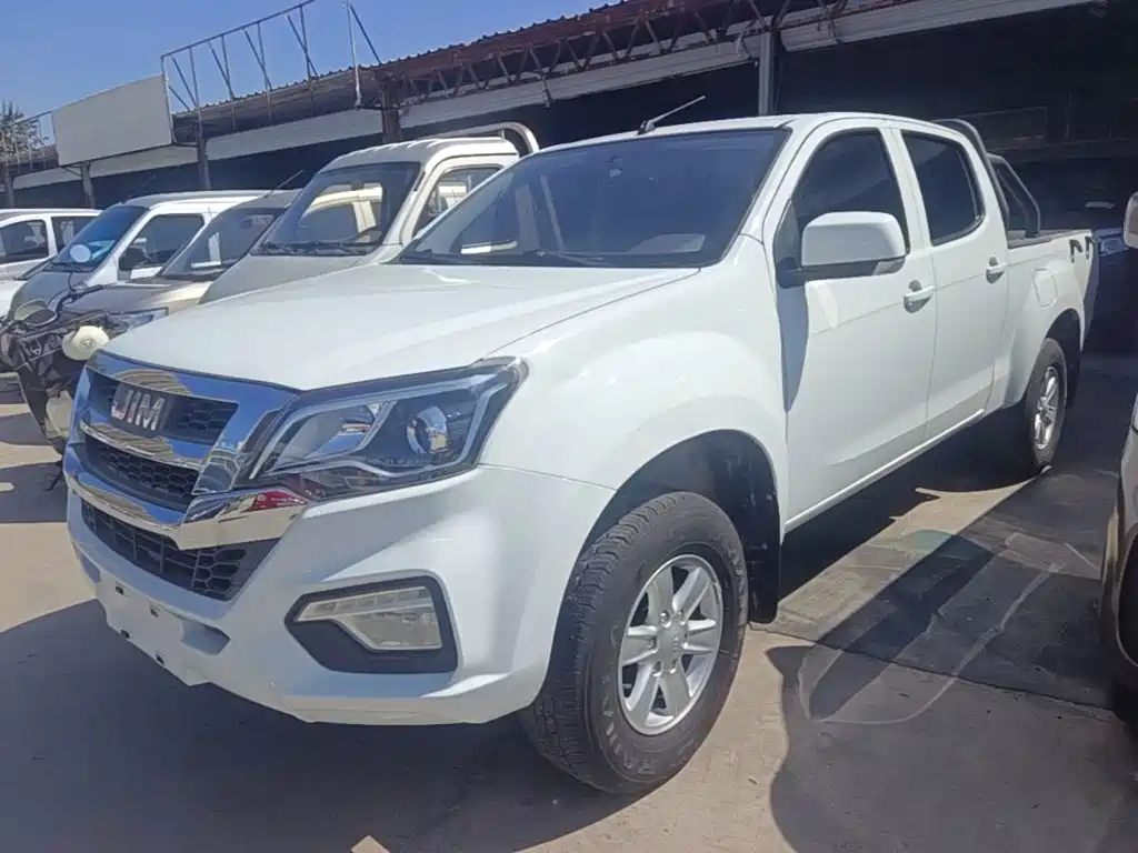 Isuzu RE-MAX Ruimai