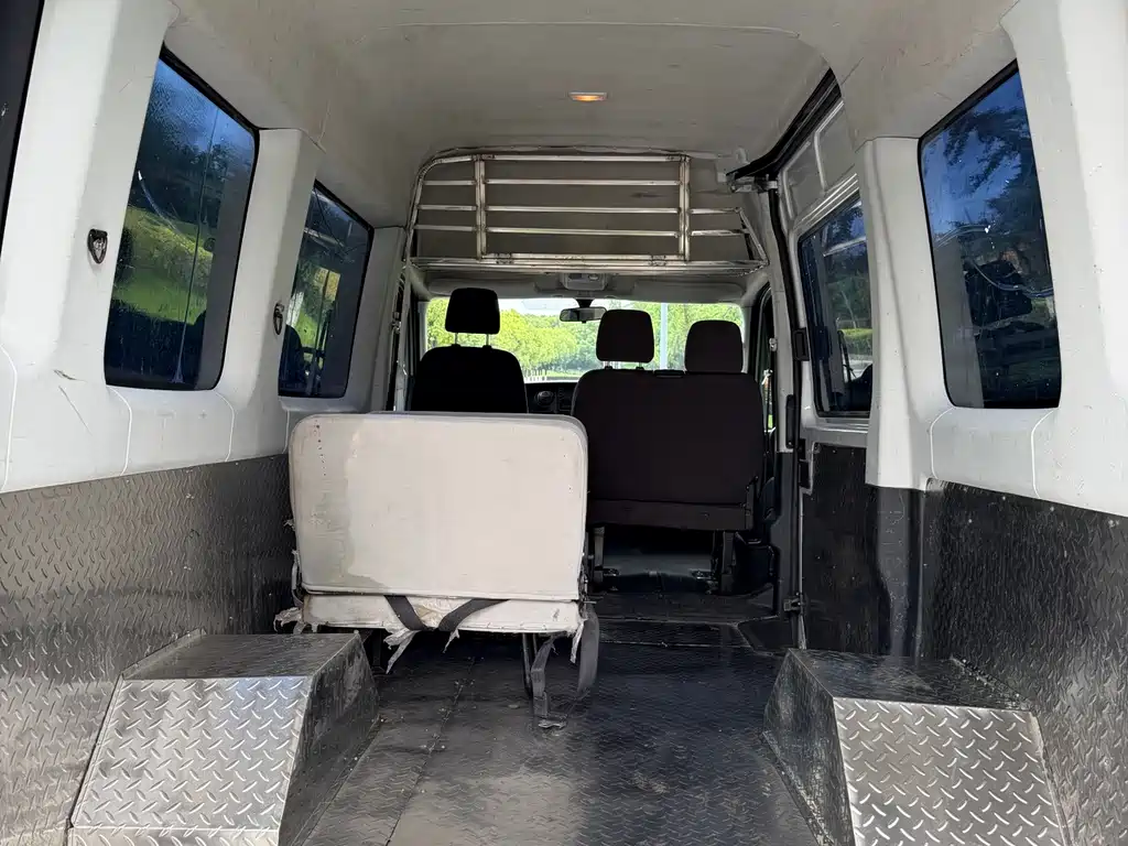 IVECO Ousheng