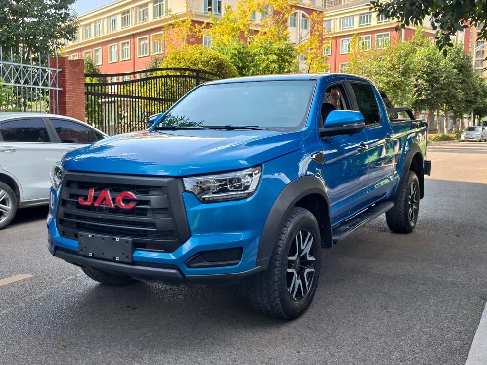 JAC Group JAC T8