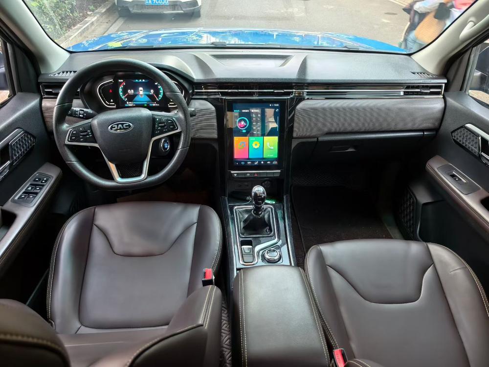 JAC Group JAC T8