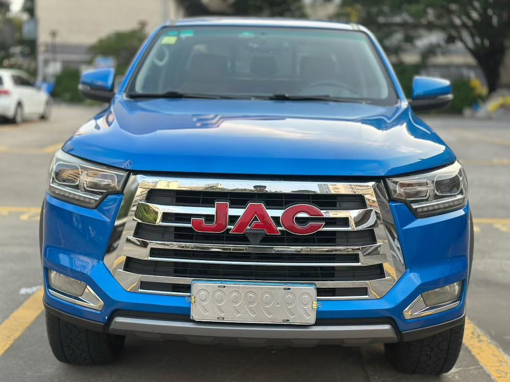 JAC Group JAC T8