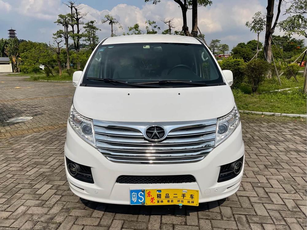JAC Group Refine M5