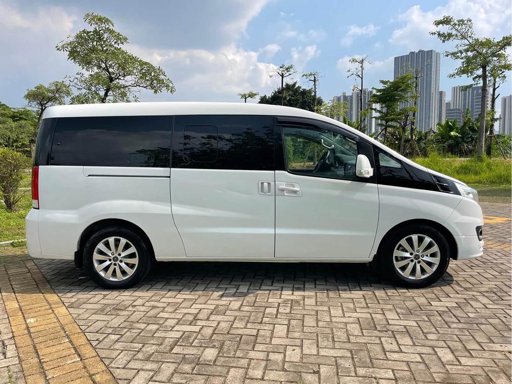 JAC Group Refine M5