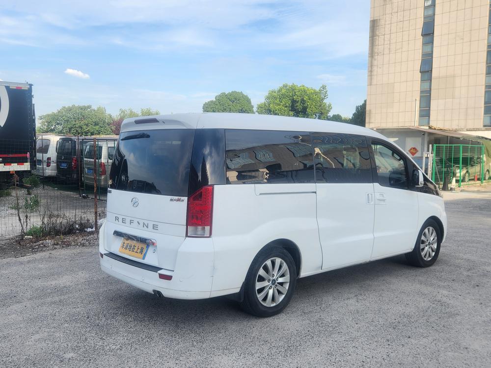 JAC Group Refine M5