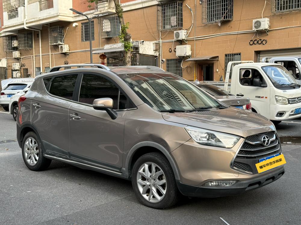 JAC Group Refine S3