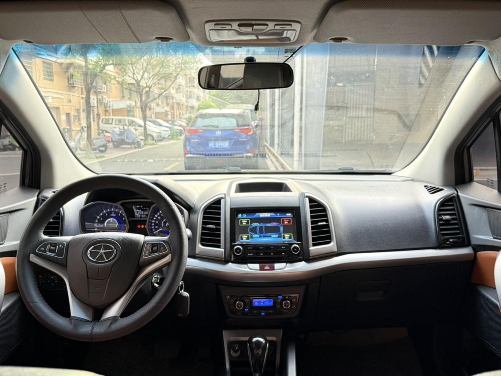 JAC Group Refine S3