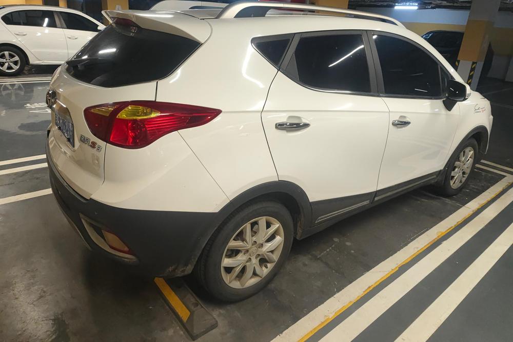JAC Group Refine S3