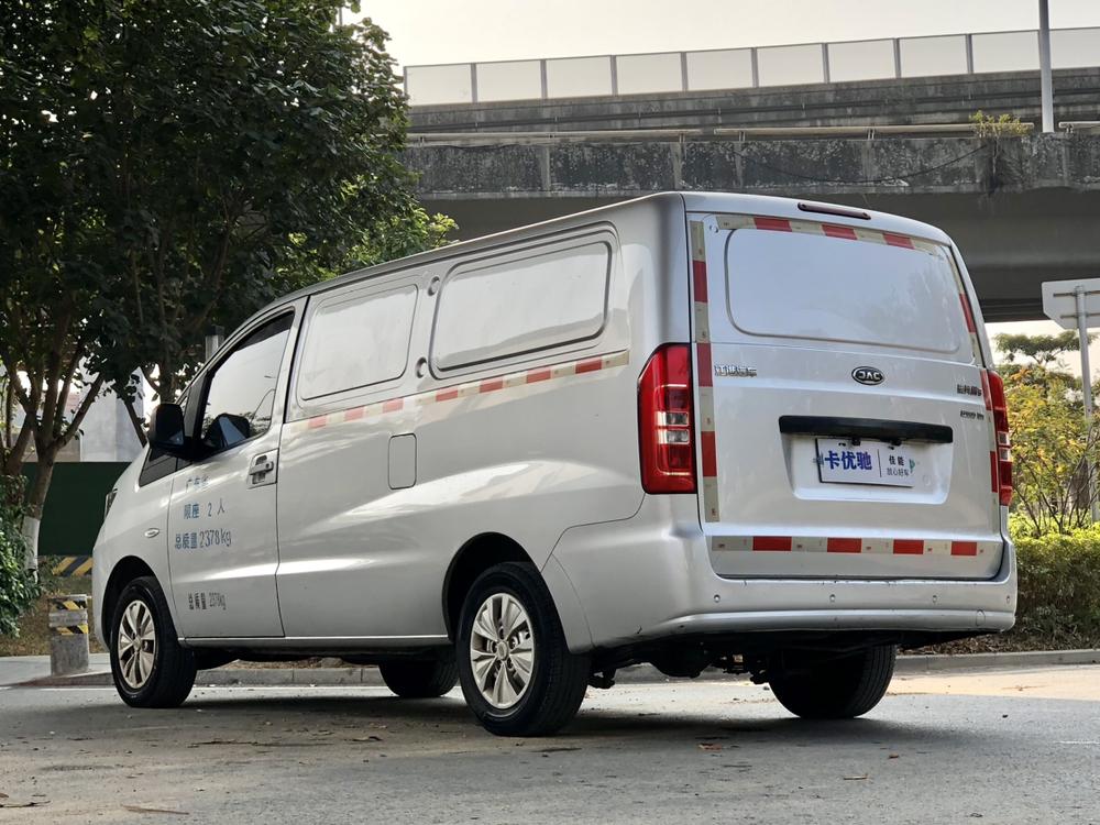 JAC Refine Refine M3