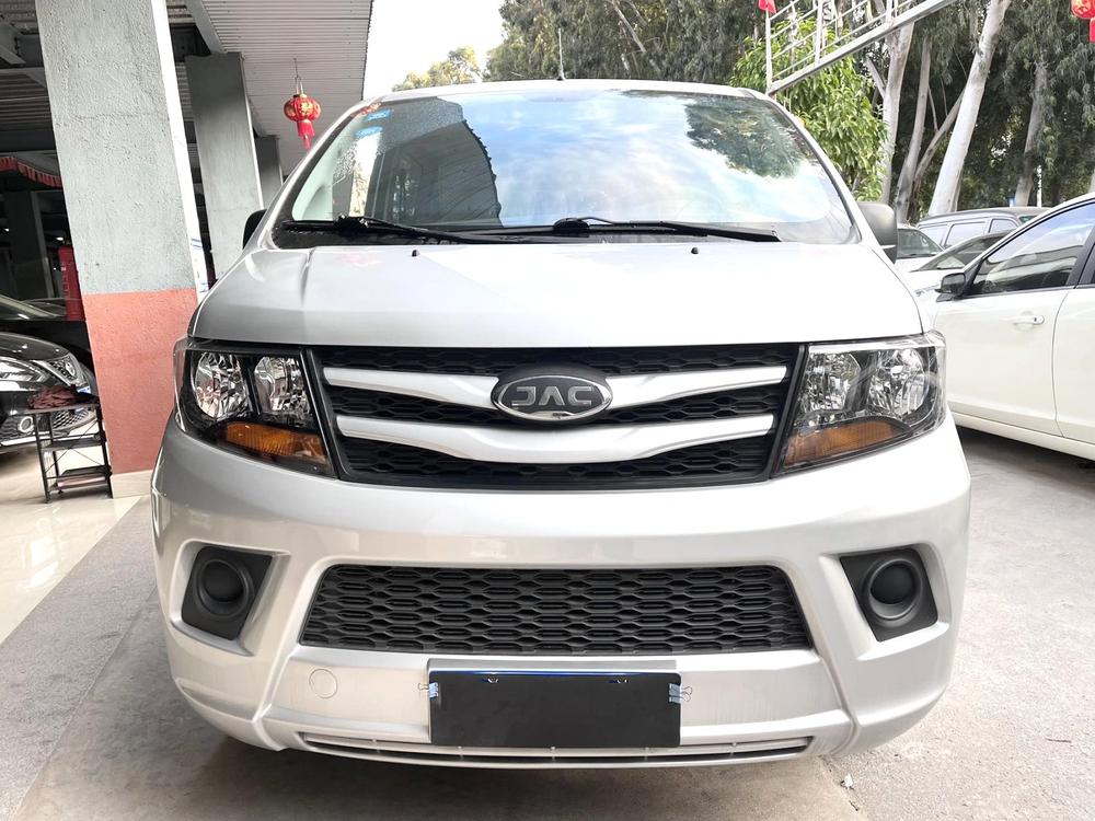 JAC Refine Refine M3