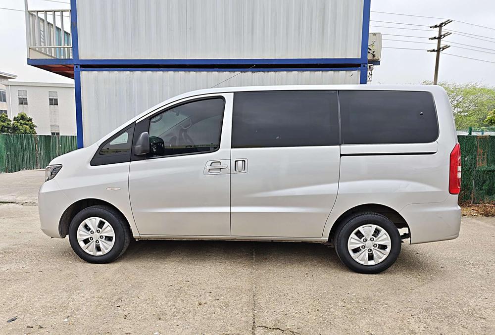 JAC Refine Refine M3