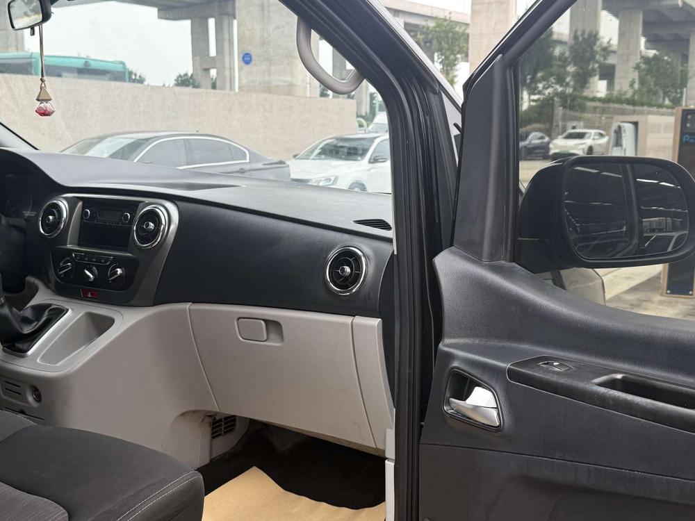 JAC Refine Refine M3