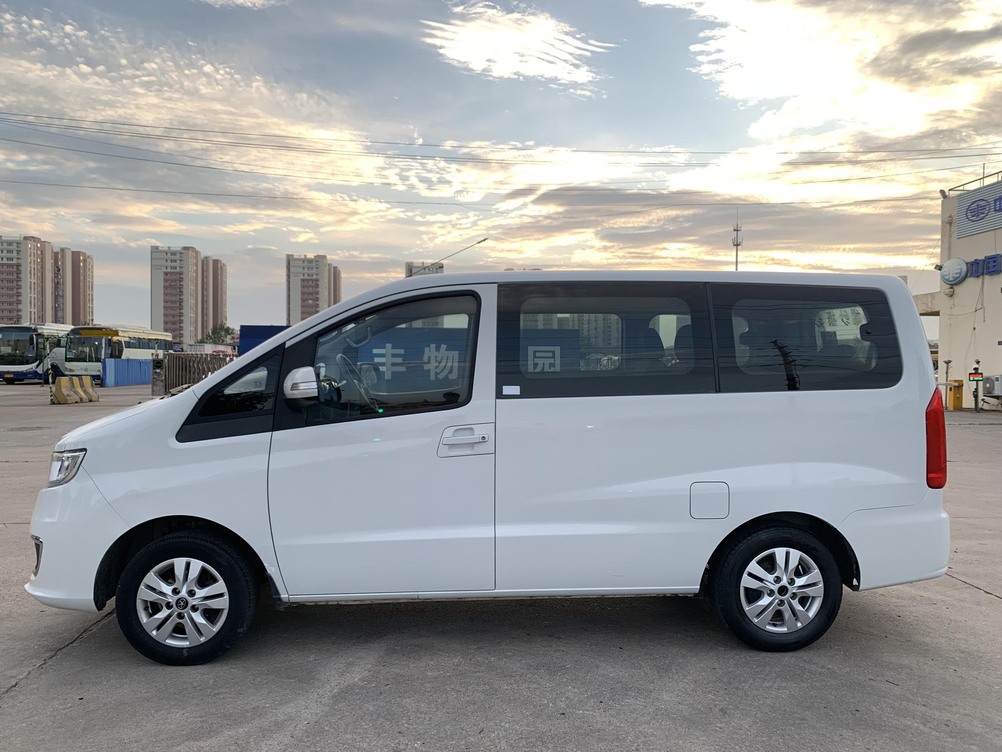 JAC Refine Refine M3
