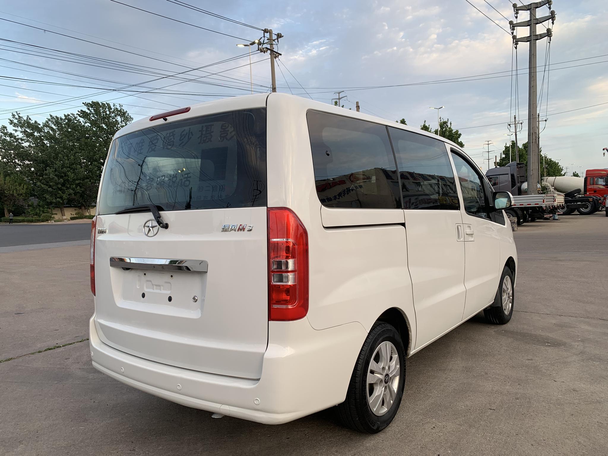 JAC Refine Refine M3
