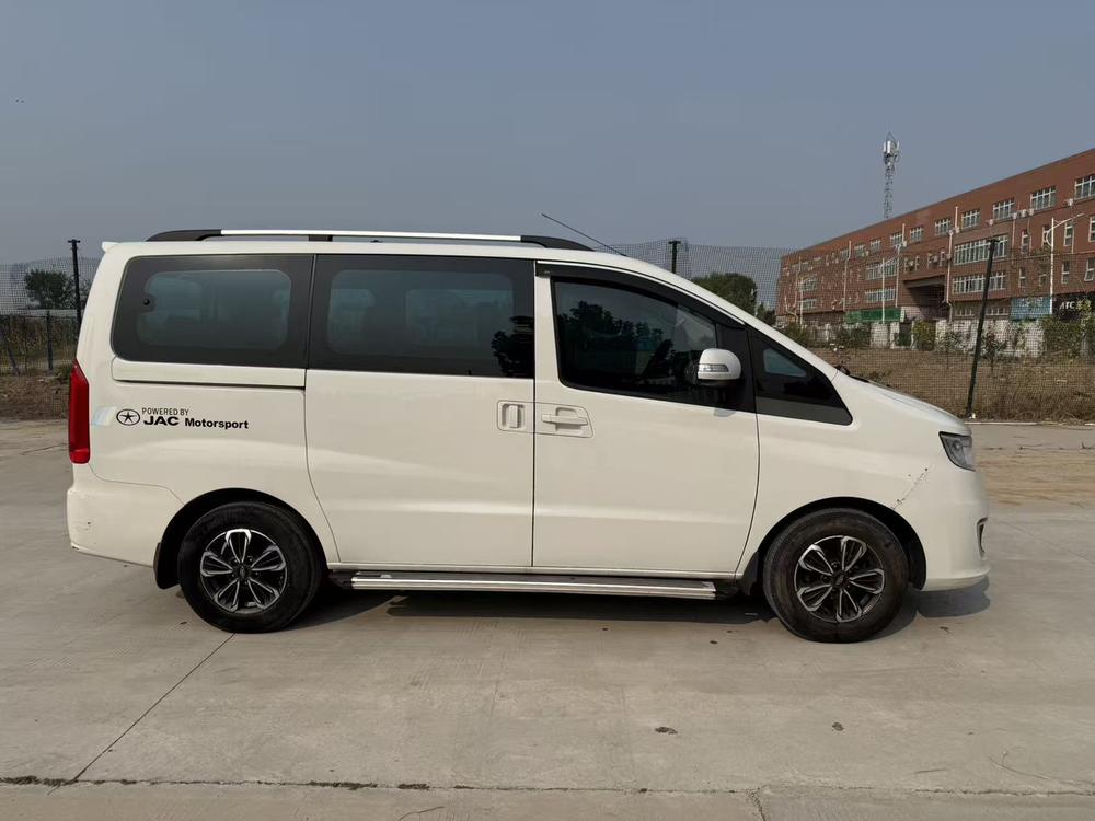 JAC Refine Refine M3
