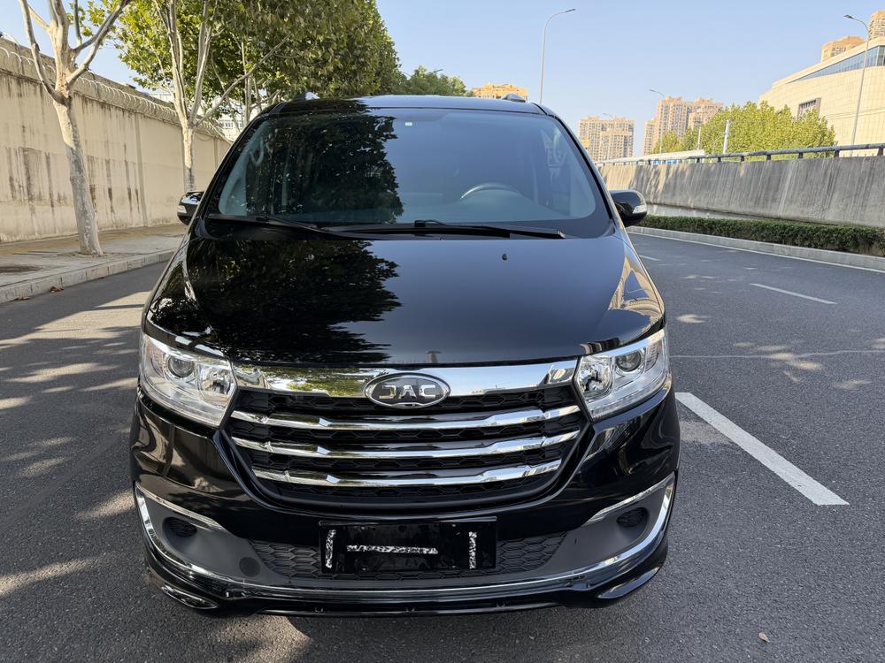 JAC Refine Refine M3