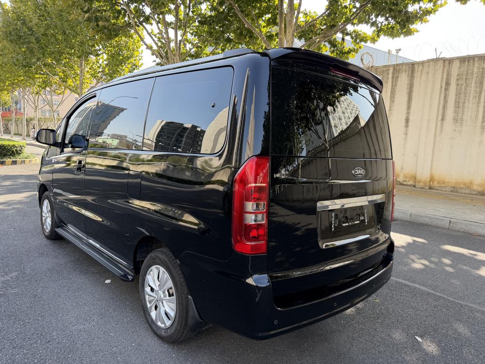 JAC Refine Refine M3