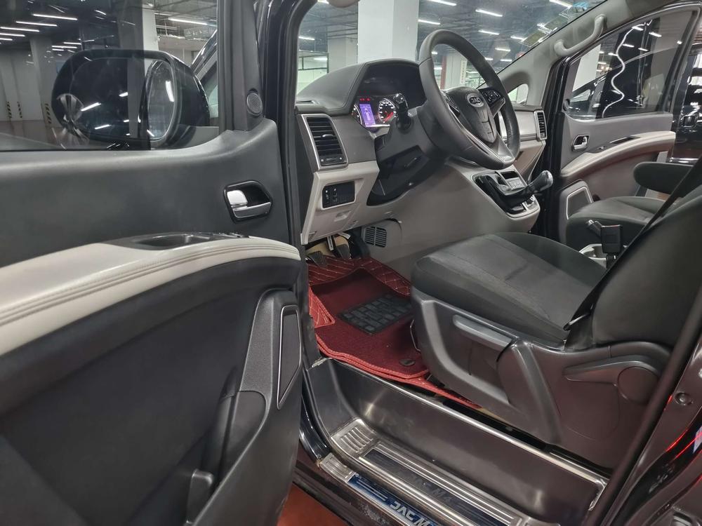 JAC Refine Refine M4