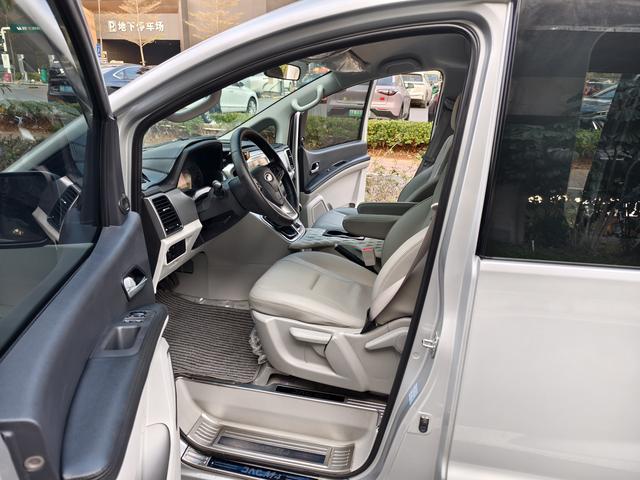 JAC Refine Refine M4