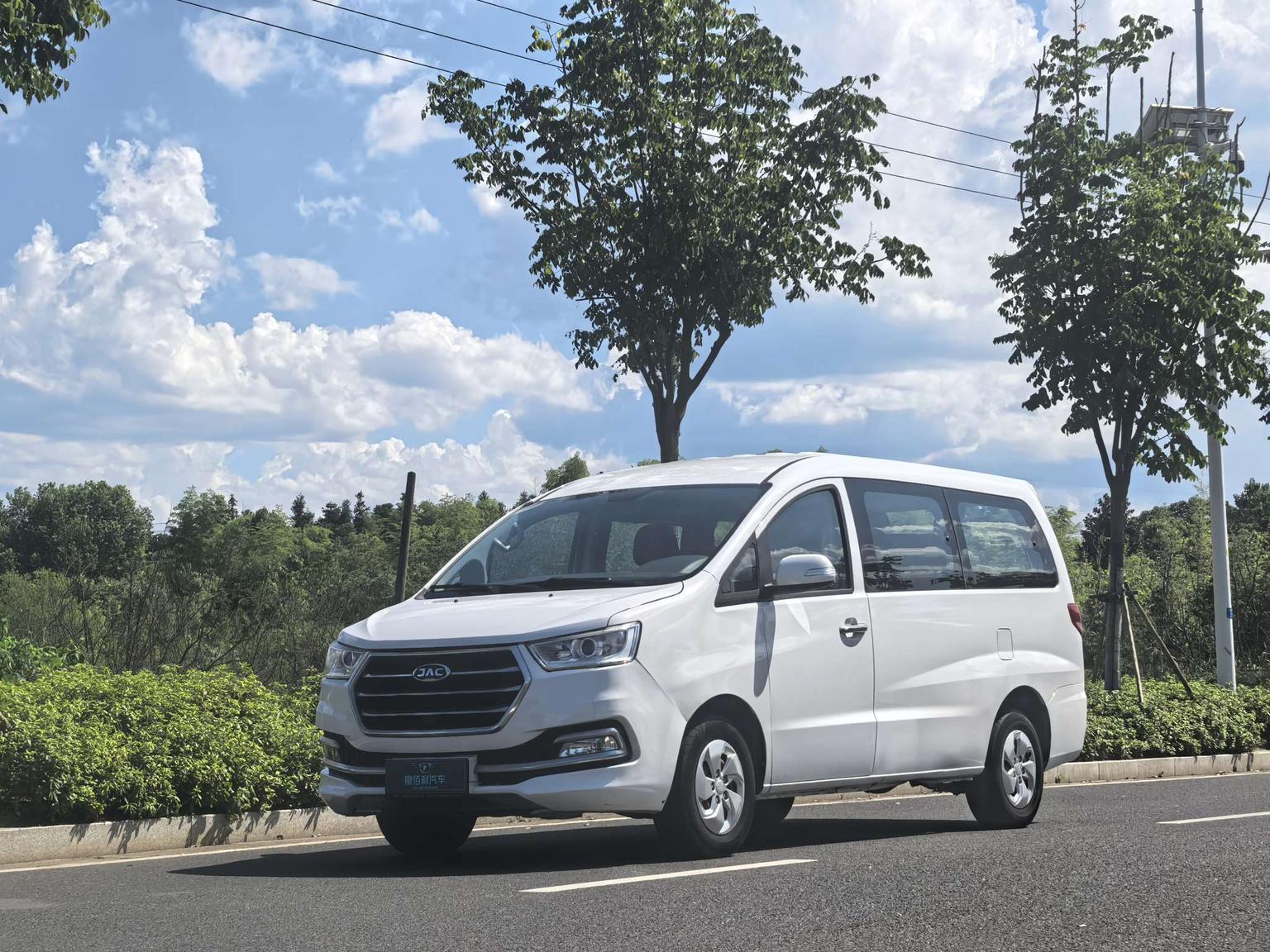 JAC Refine Refine M4