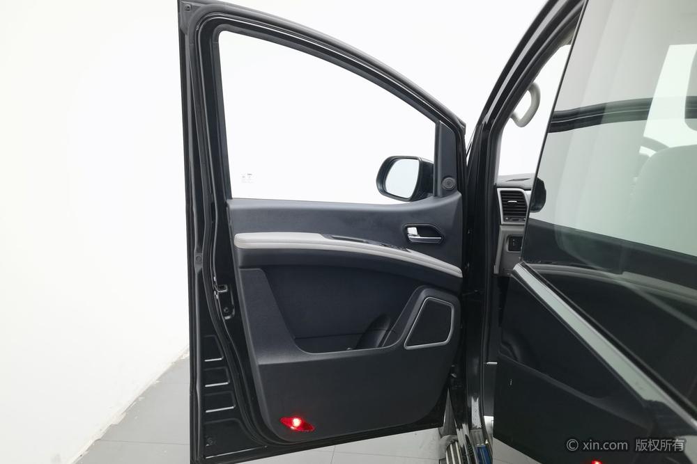 JAC Refine Refine M4