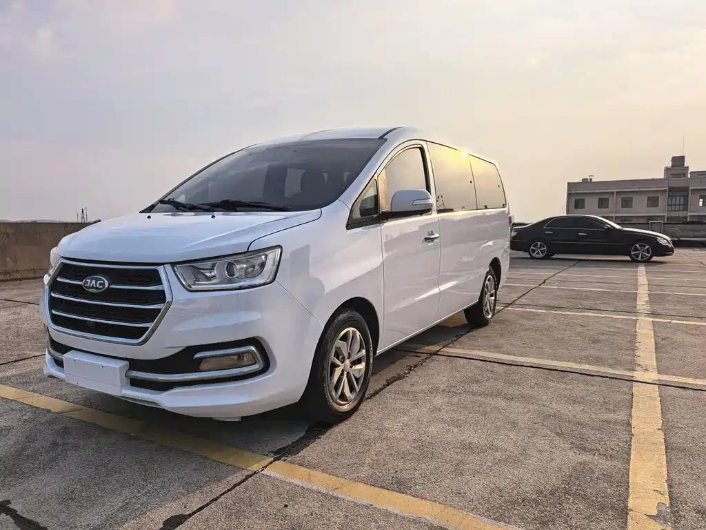 JAC Refine Refine M4