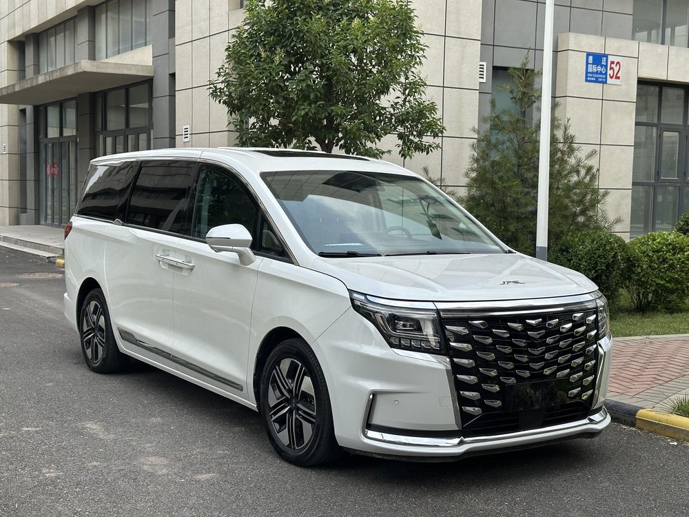JAC Refine Refine RF8 PHEV