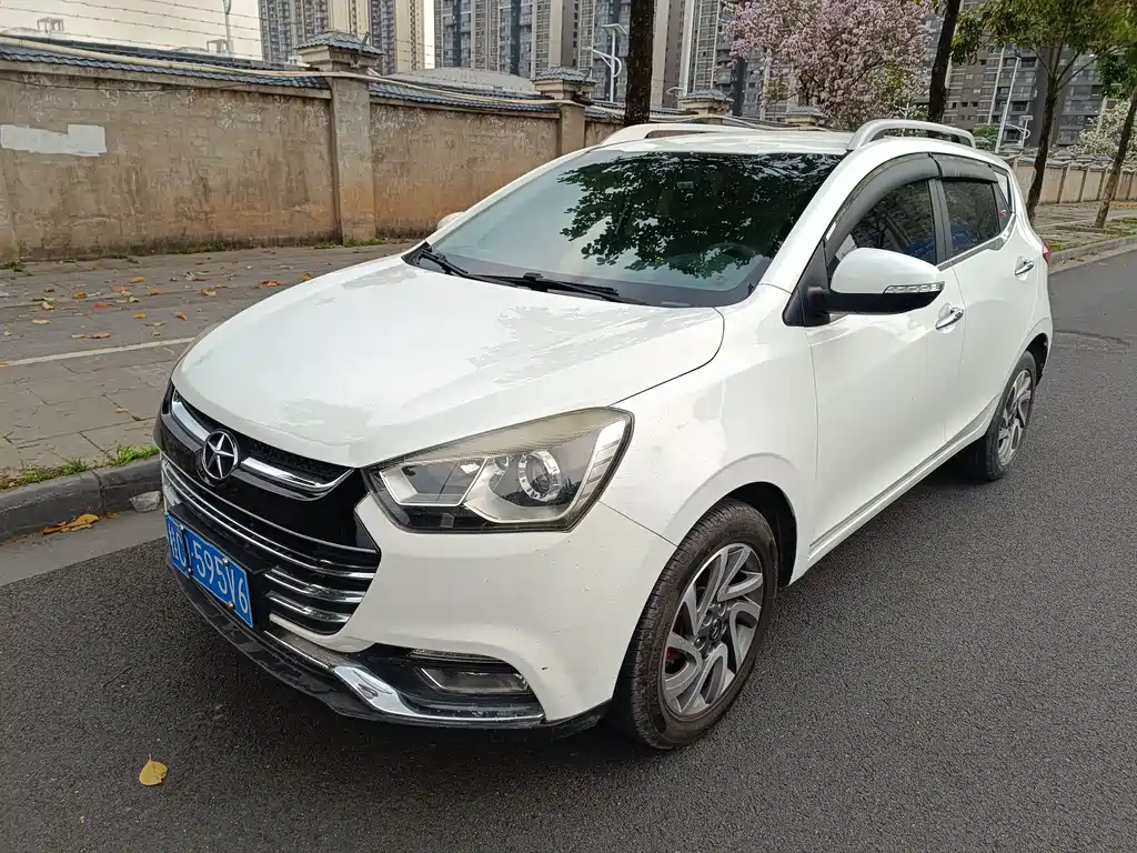 JAC Refine S2