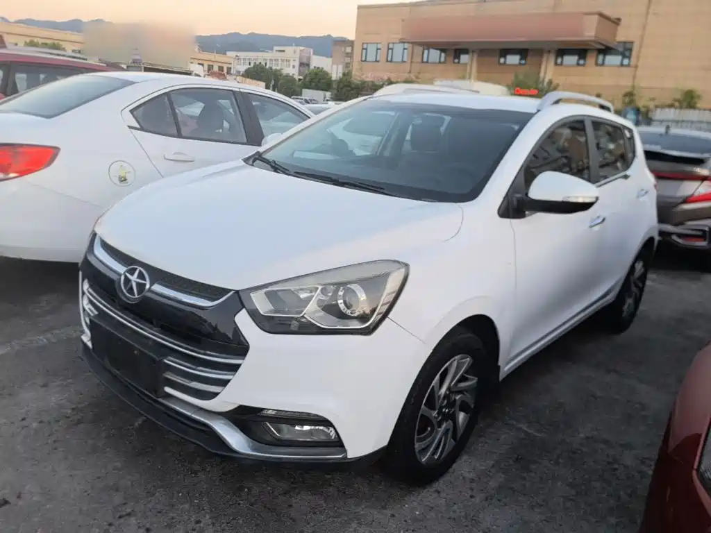 JAC Refine S2