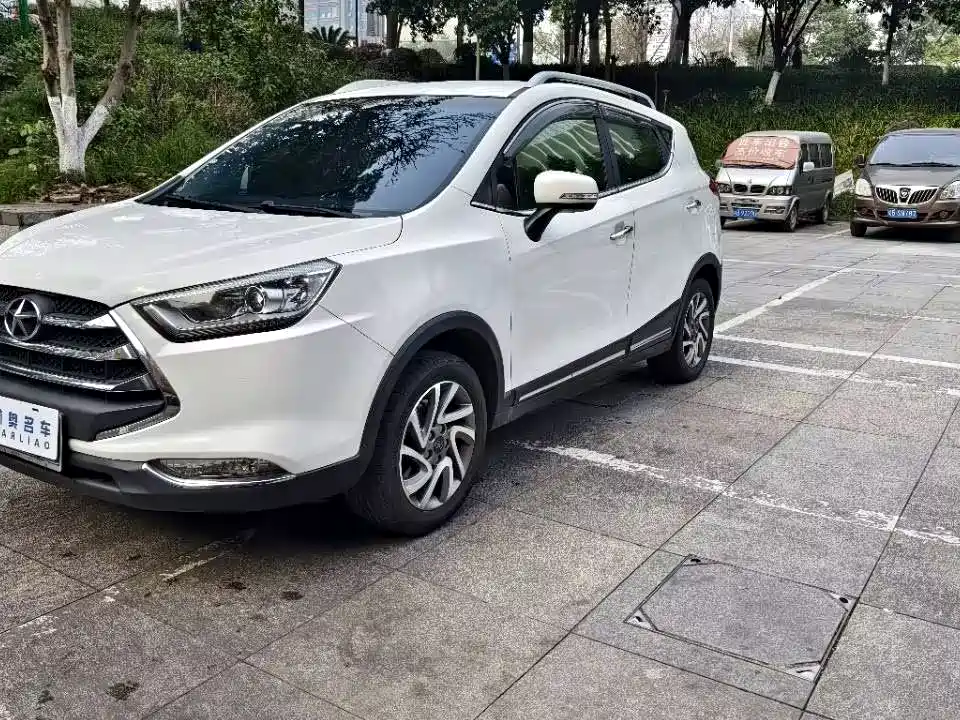 JAC Refine S3
