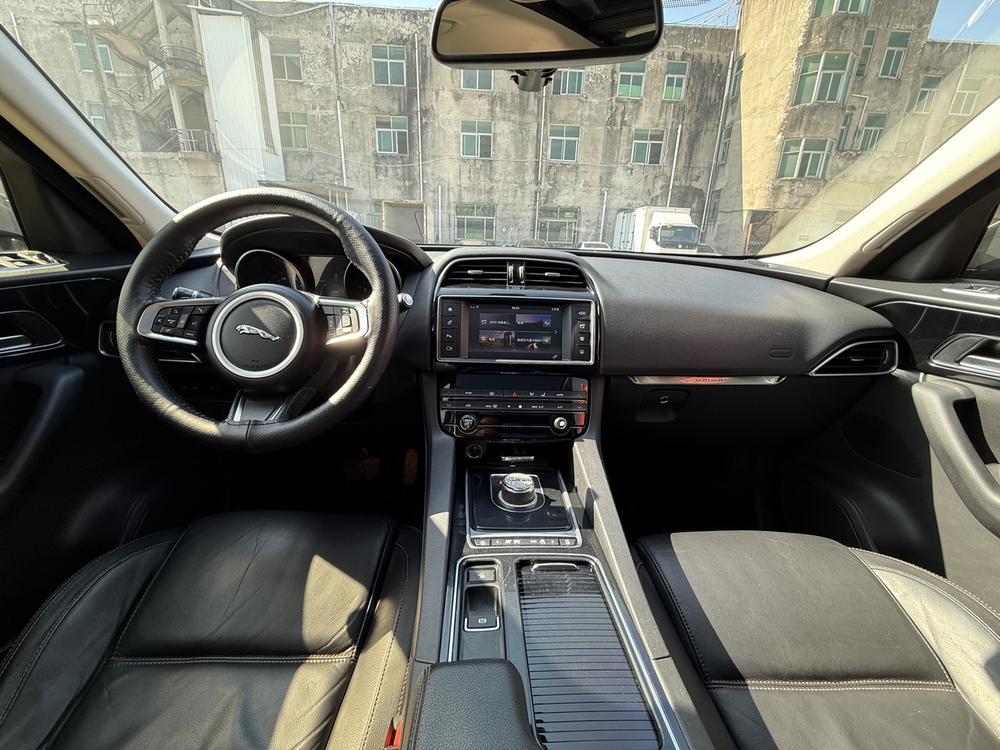 Jaguar Jaguar F-PACE
