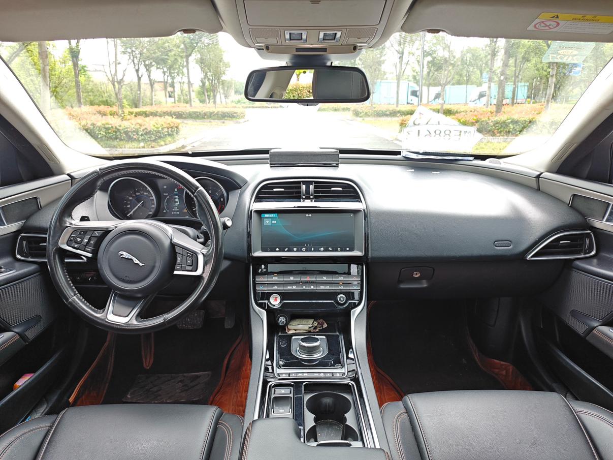 Jaguar Jaguar XEL