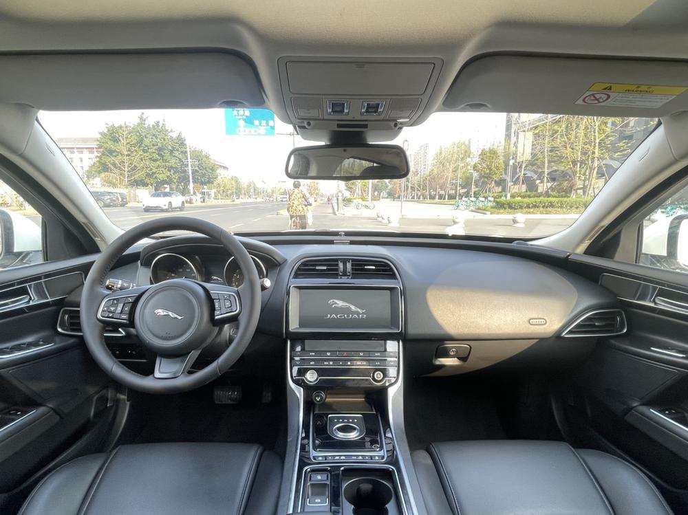 Jaguar Jaguar XEL