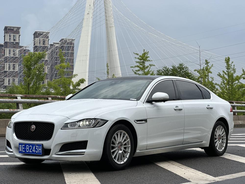 Jaguar Jaguar XFL