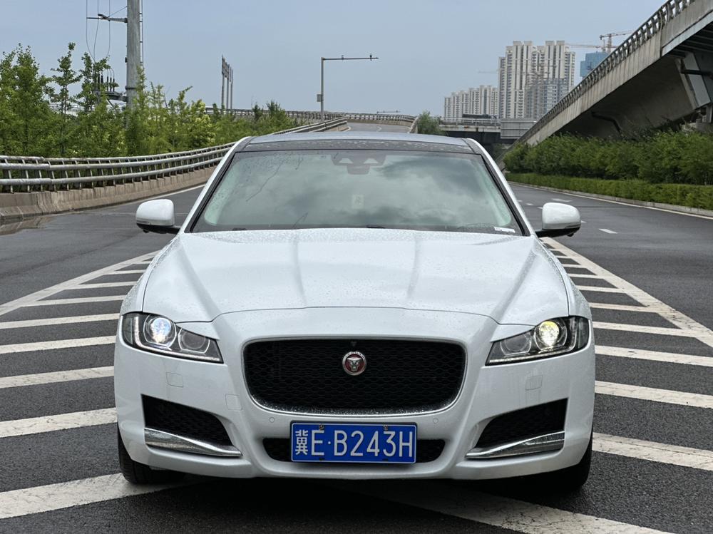 Jaguar Jaguar XFL