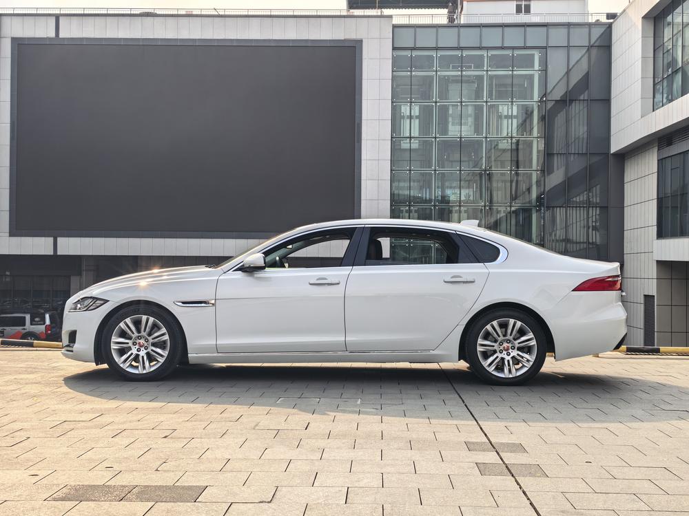 Jaguar Jaguar XFL