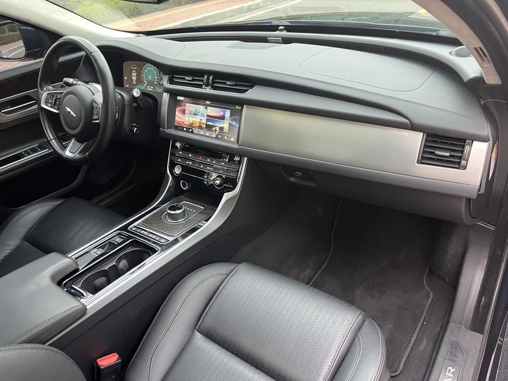 Jaguar Jaguar XFL