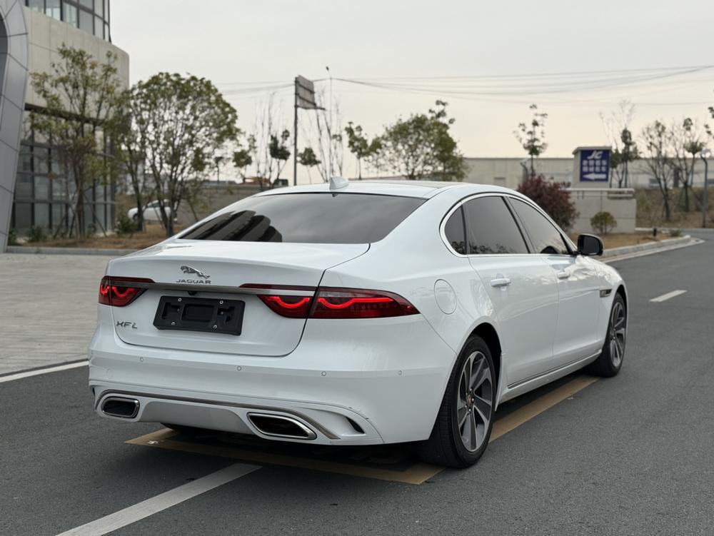 Jaguar Jaguar XFL