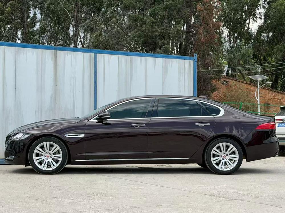 Jaguar Jaguar XFL