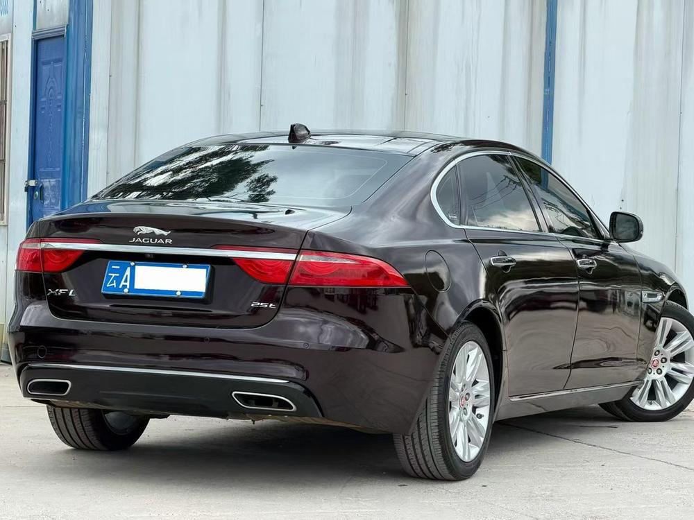 Jaguar Jaguar XFL