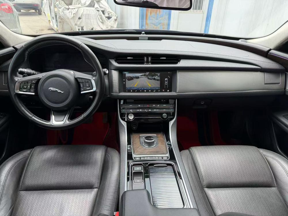 Jaguar Jaguar XFL