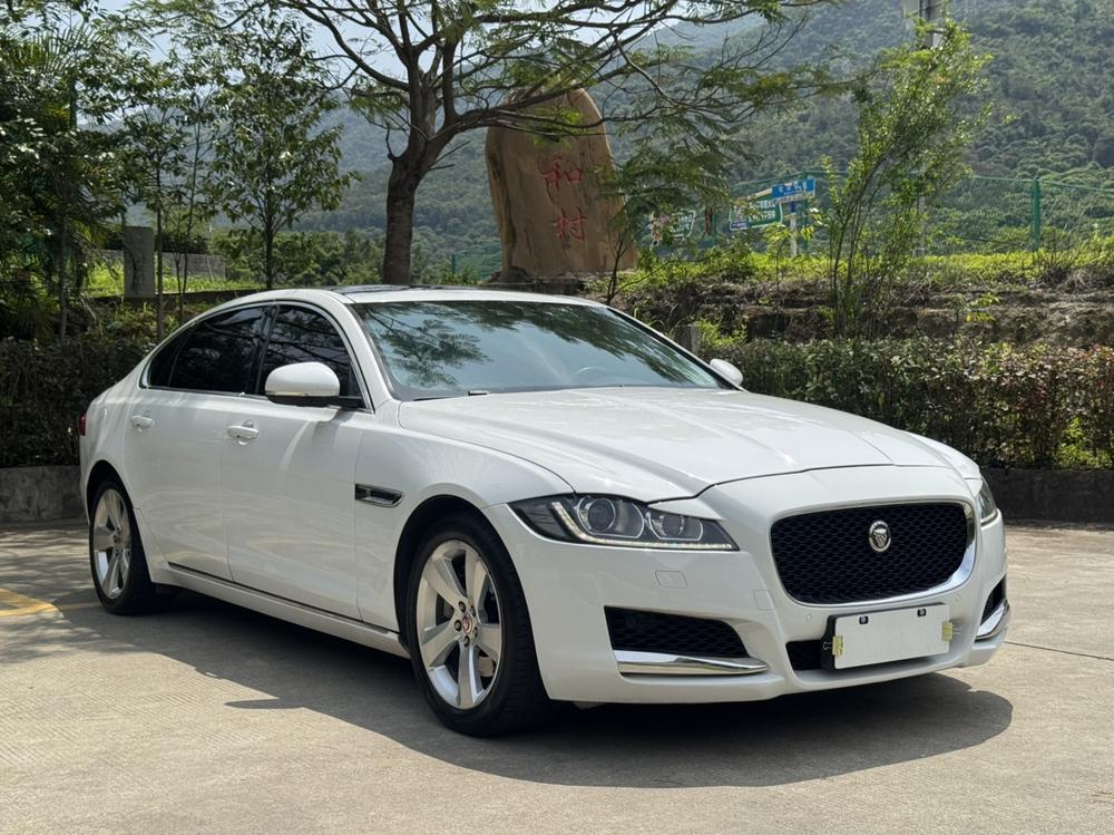 Jaguar Jaguar XFL