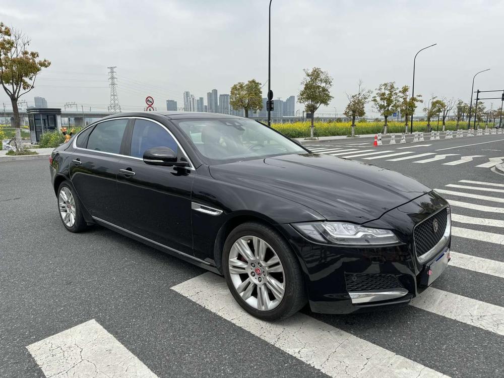 Jaguar Jaguar XFL