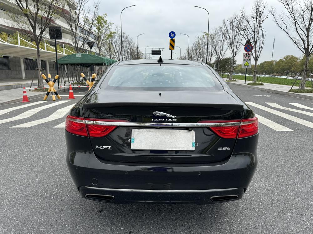 Jaguar Jaguar XFL