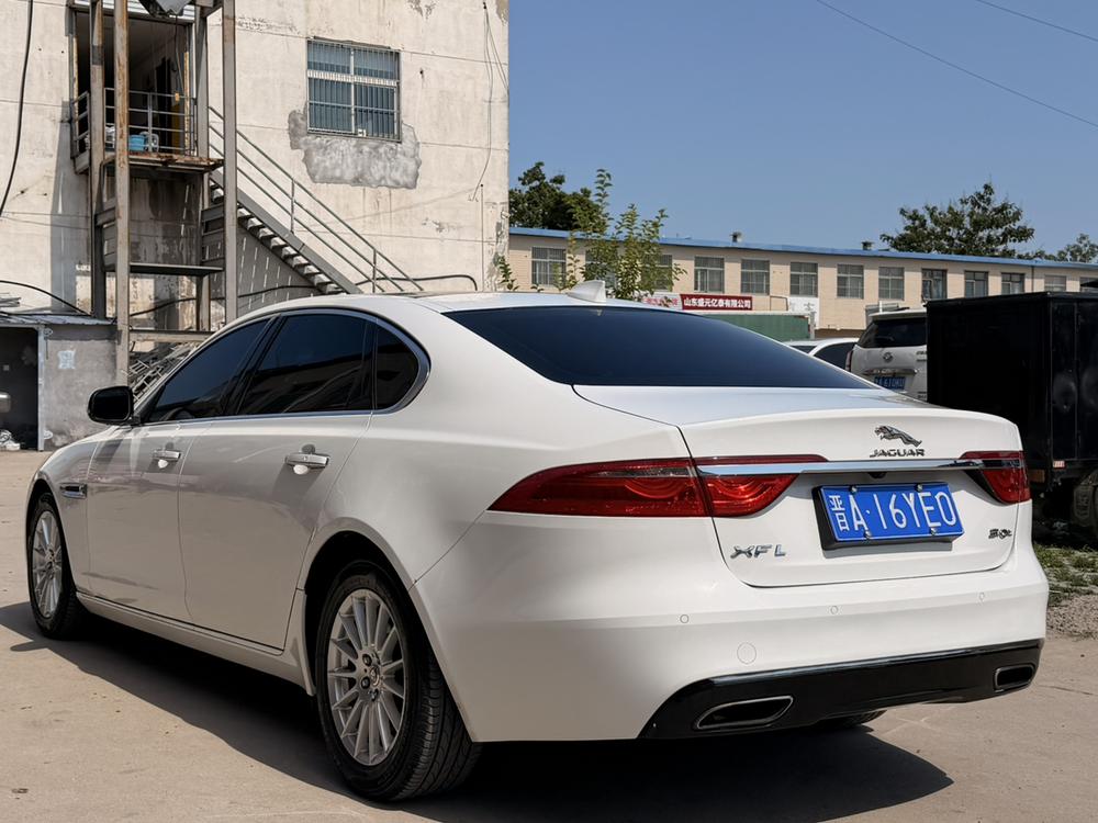 Jaguar Jaguar XFL